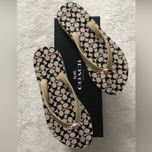 Coach flip flop